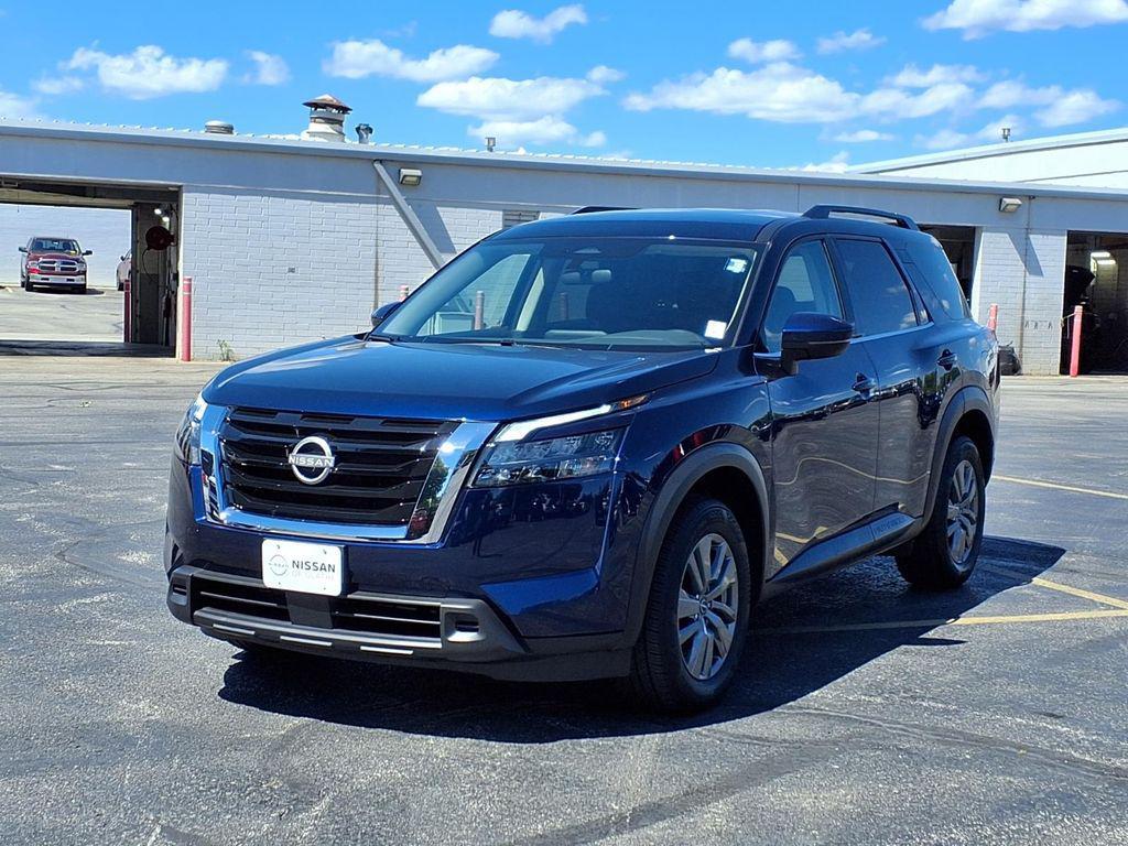 used 2025 Nissan Pathfinder car, priced at $31,199