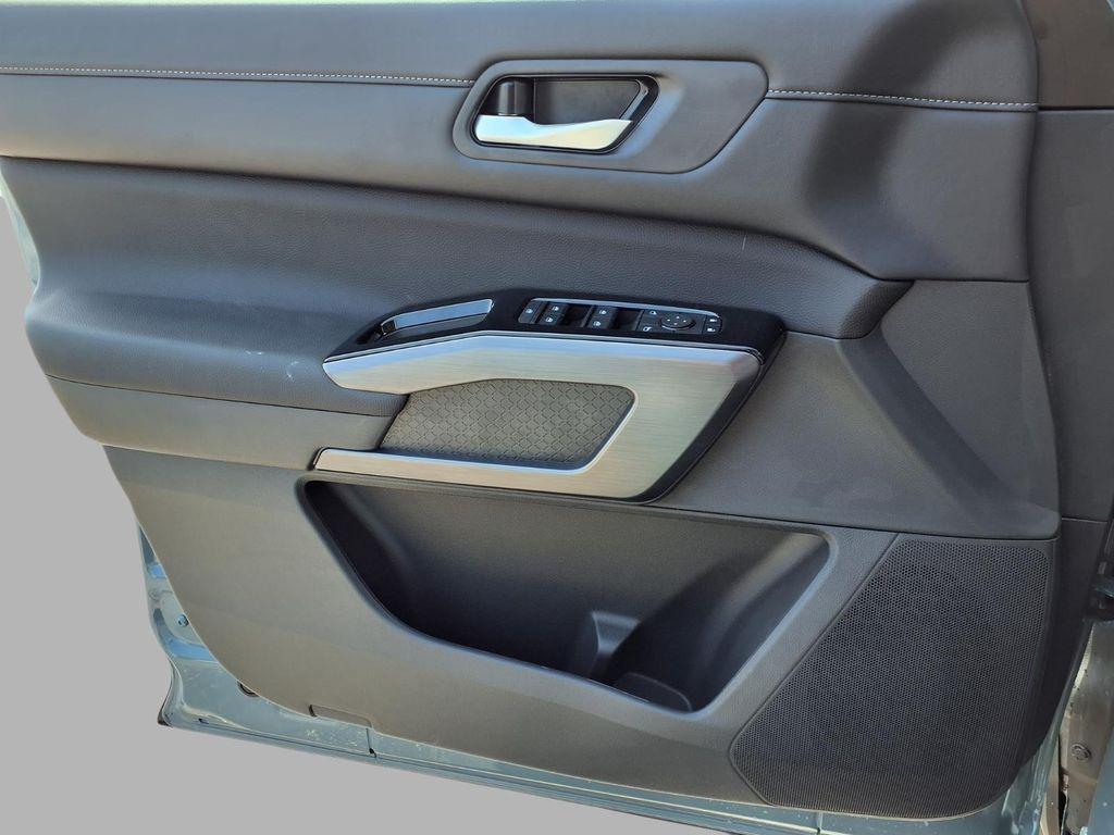 new 2026 Nissan Pathfinder car, priced at $41,870