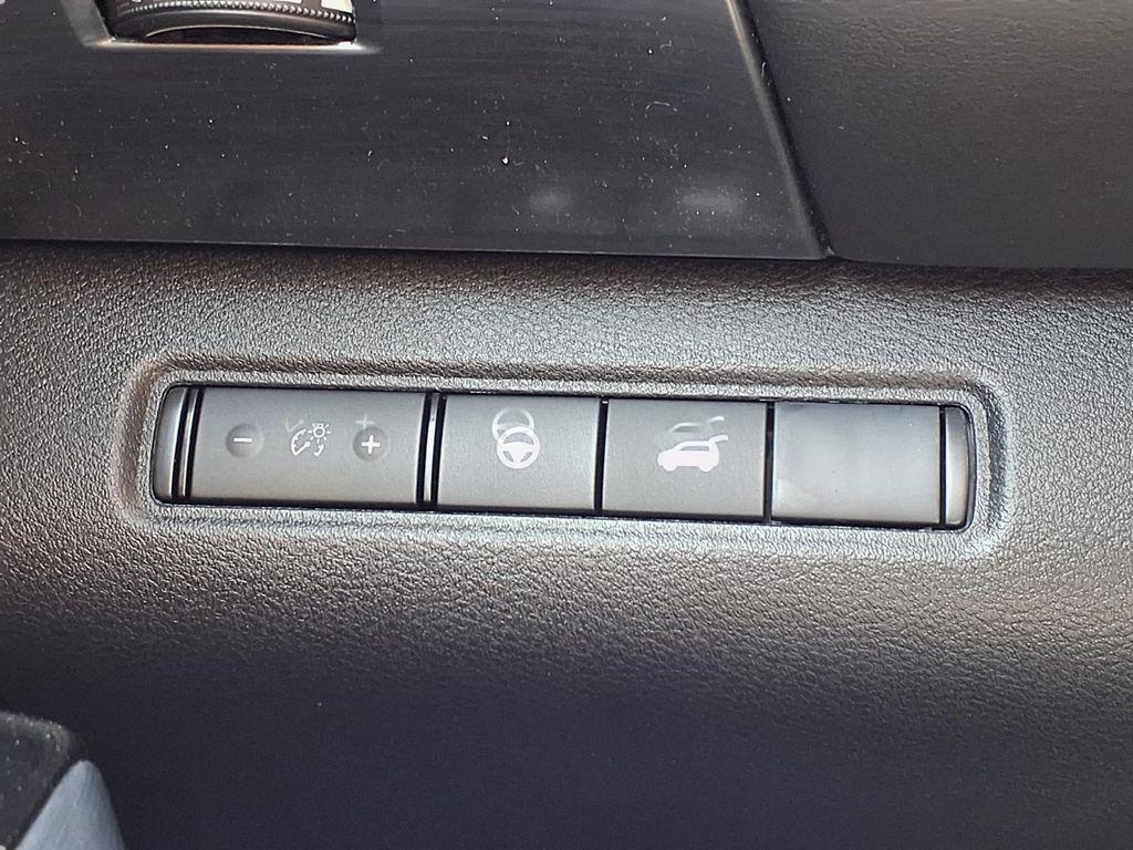 new 2026 Nissan Pathfinder car, priced at $41,870