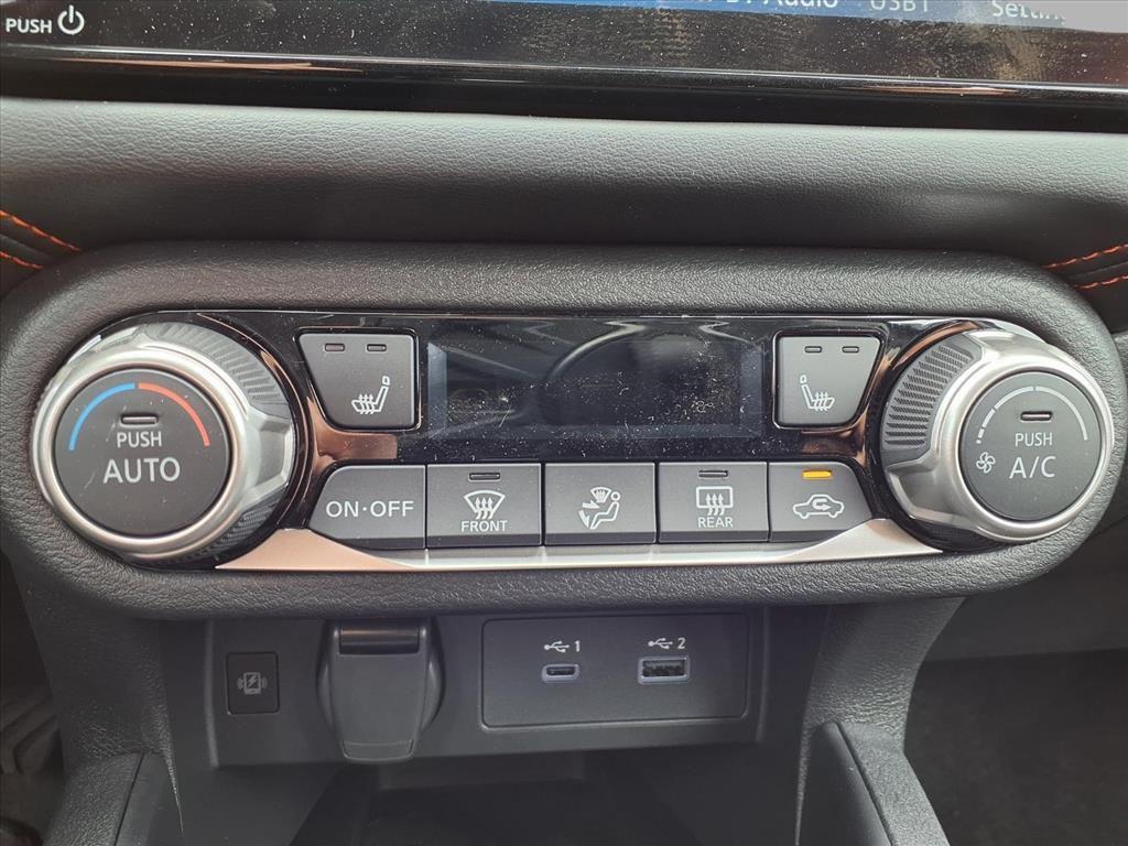 new 2025 Nissan Versa car, priced at $21,037