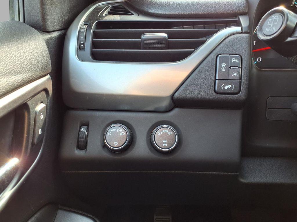 used 2018 Chevrolet Suburban car, priced at $17,385