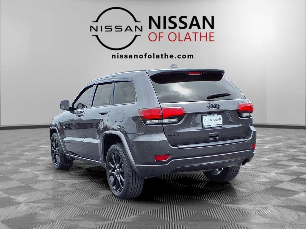 used 2018 Jeep Grand Cherokee car, priced at $13,940
