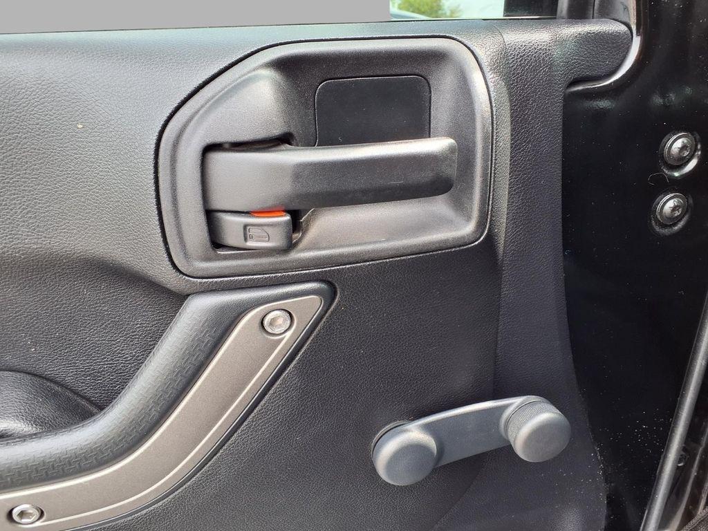 used 2014 Jeep Wrangler Unlimited car, priced at $13,649