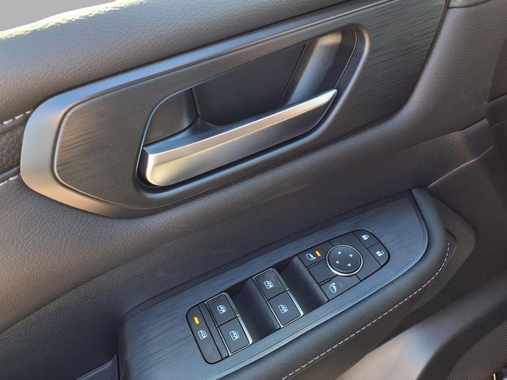 new 2026 Nissan Armada car, priced at $59,632