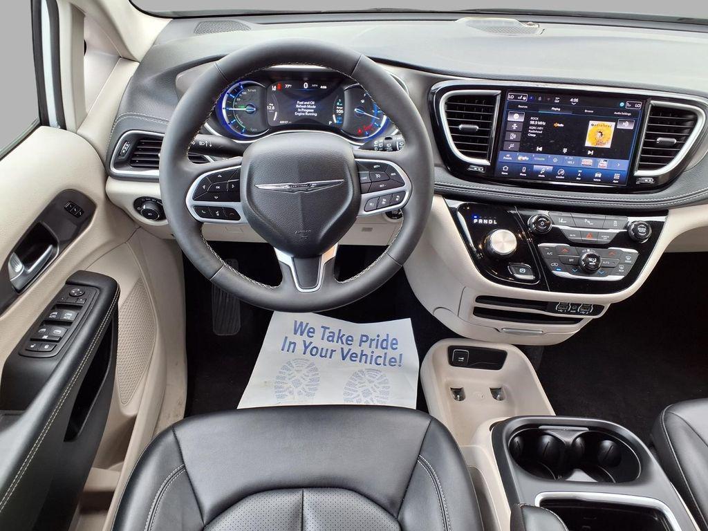 used 2024 Chrysler Pacifica Hybrid car, priced at $26,375