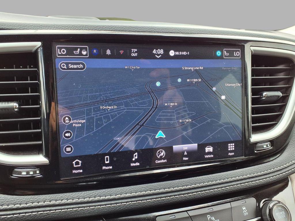 used 2024 Chrysler Pacifica Hybrid car, priced at $26,375