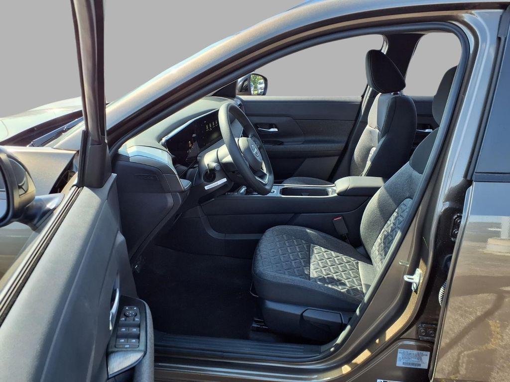 new 2027 Nissan Kicks car, priced at $28,379
