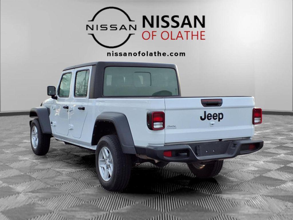 used 2023 Jeep Gladiator car, priced at $26,988