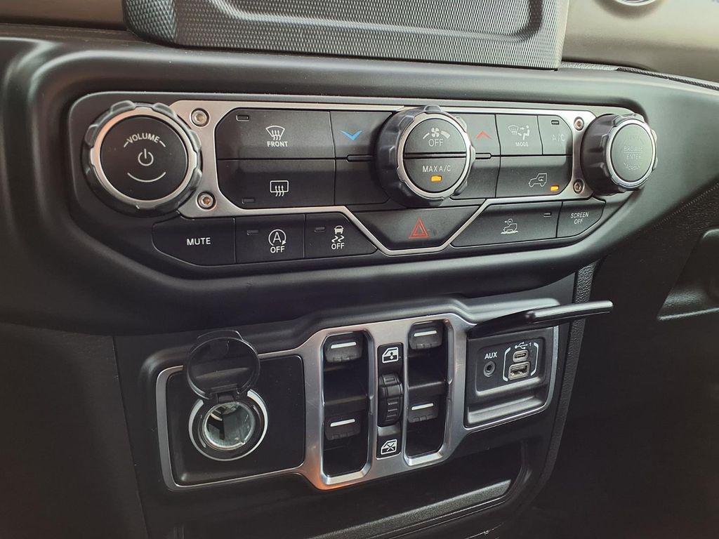 used 2023 Jeep Gladiator car, priced at $26,988