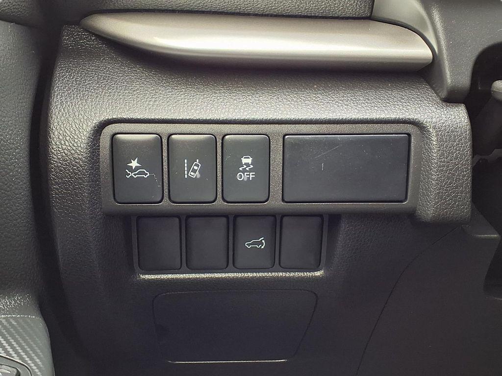 used 2025 Mitsubishi Eclipse Cross car, priced at $21,996