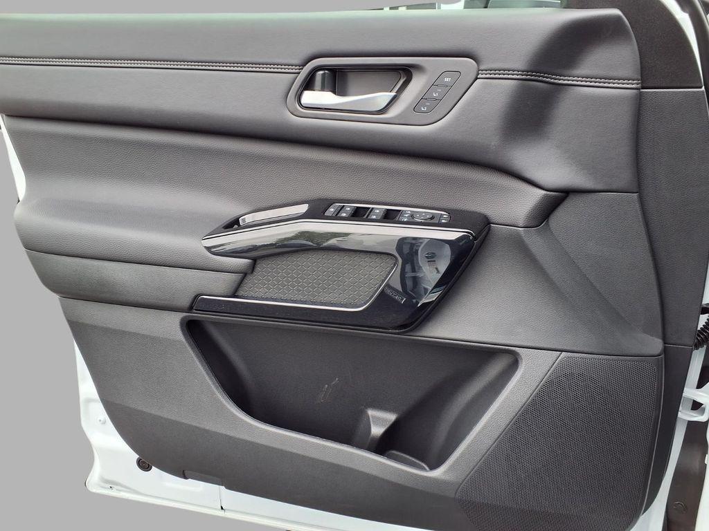 new 2026 Nissan Pathfinder car, priced at $46,496