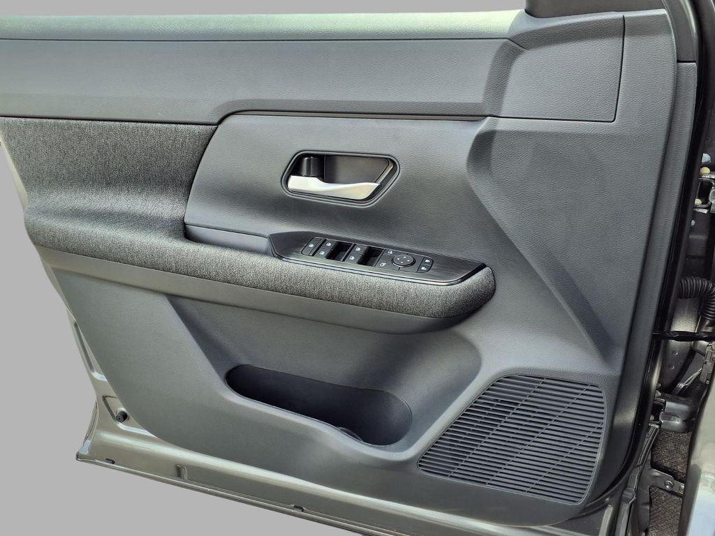 new 2026 Nissan Kicks car, priced at $25,931