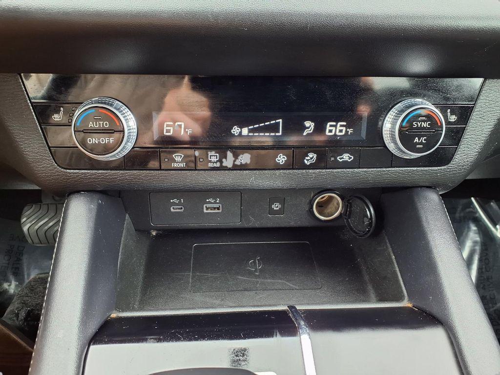 used 2024 Mitsubishi Outlander car, priced at $21,899