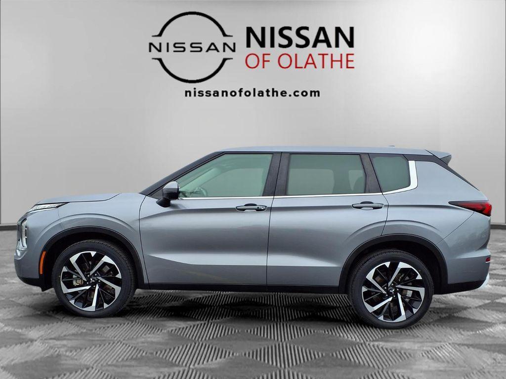 used 2024 Mitsubishi Outlander car, priced at $21,899