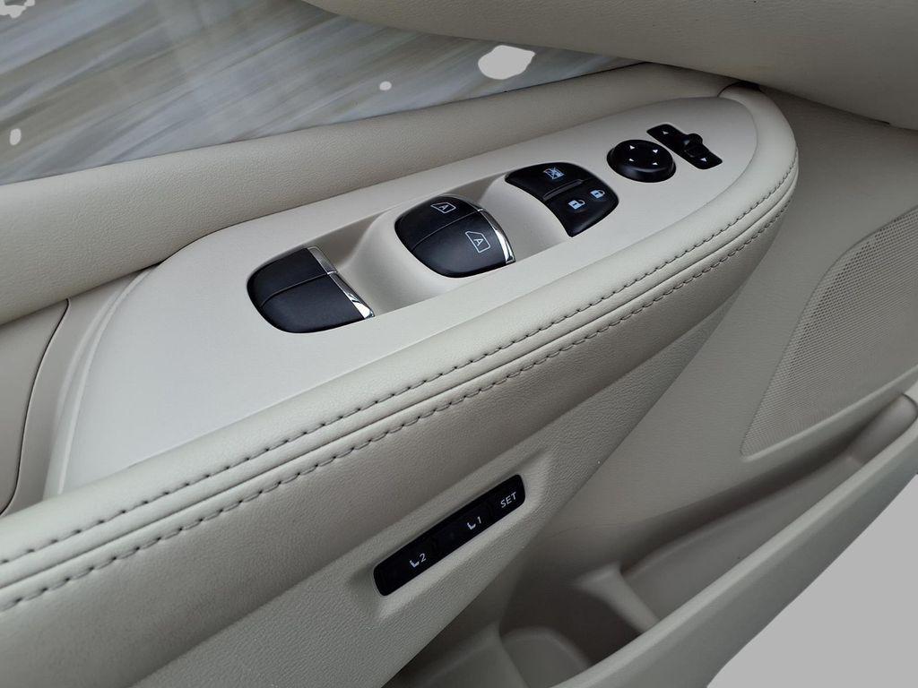 used 2016 Nissan Murano car, priced at $11,897