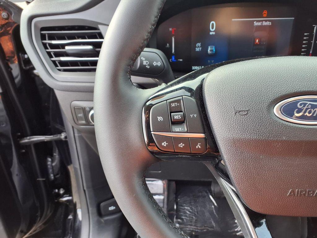 used 2024 Ford Escape car, priced at $20,899