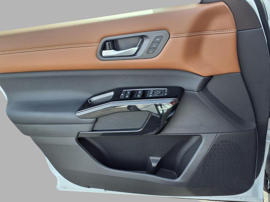 new 2026 Nissan Pathfinder car, priced at $50,647