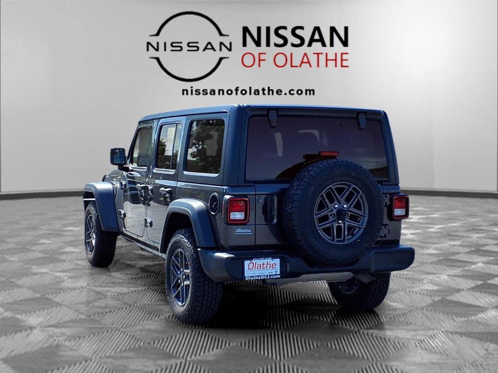 used 2024 Jeep Wrangler car, priced at $30,995