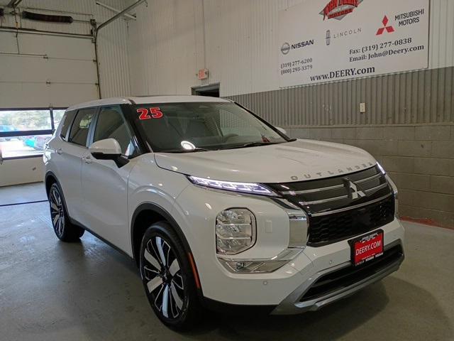 new 2025 Mitsubishi Outlander car, priced at $37,575