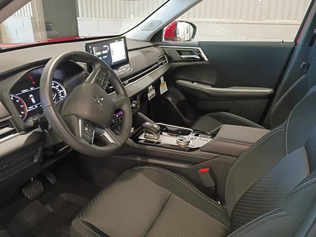 new 2025 Mitsubishi Outlander car, priced at $32,730