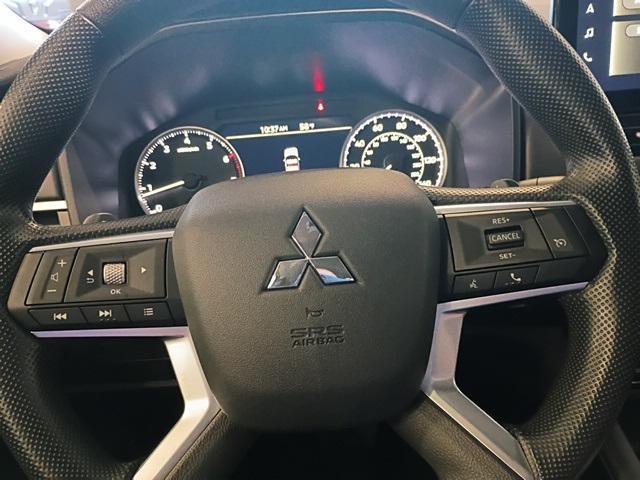 new 2025 Mitsubishi Outlander car, priced at $32,730