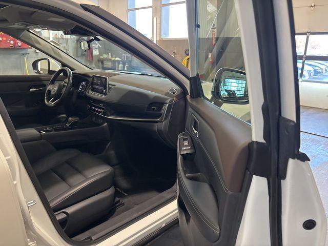 used 2023 Nissan Rogue car, priced at $25,995