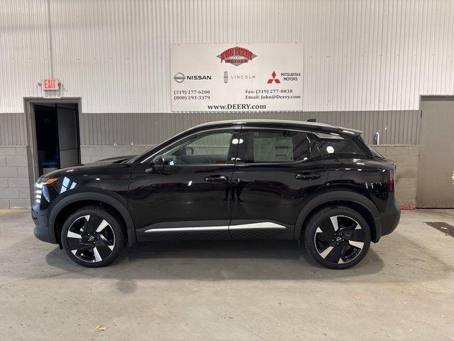 new 2025 Nissan Kicks car, priced at $28,699