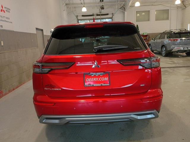 new 2025 Mitsubishi Outlander car, priced at $37,575