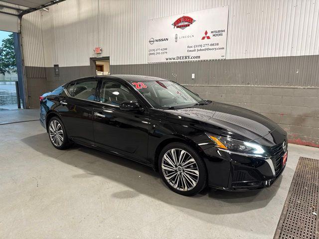 used 2023 Nissan Altima car, priced at $26,999