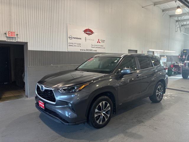 used 2023 Toyota Highlander Hybrid car, priced at $41,987