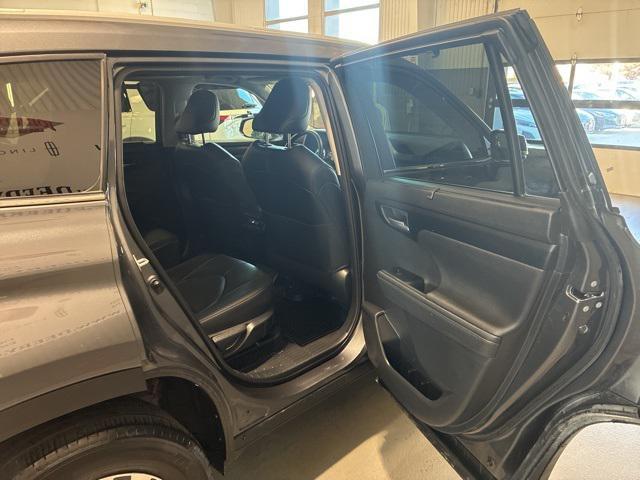 used 2023 Toyota Highlander Hybrid car, priced at $41,987