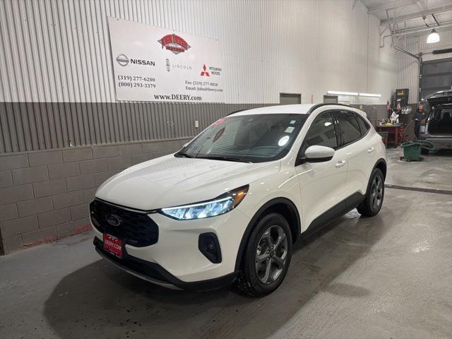 used 2025 Ford Escape car, priced at $28,500