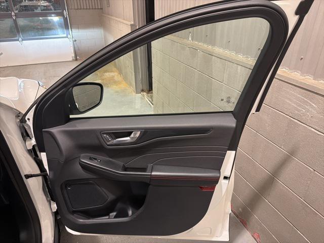 used 2025 Ford Escape car, priced at $28,500