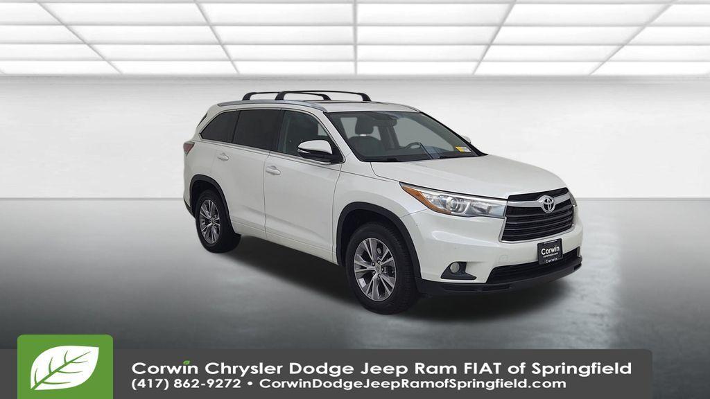 used 2015 Toyota Highlander car, priced at $14,350