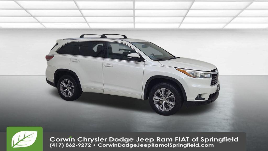 used 2015 Toyota Highlander car, priced at $14,350