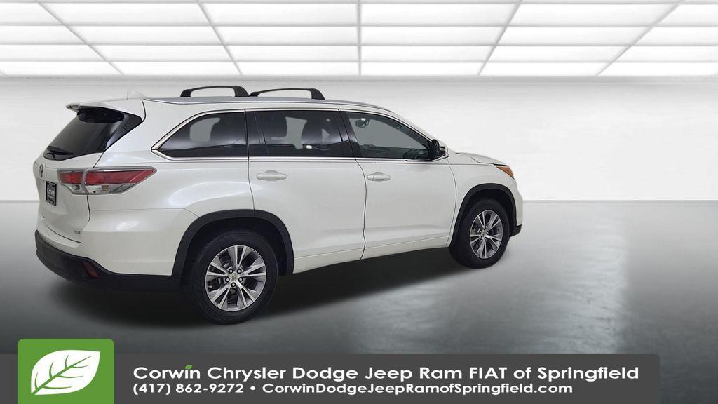 used 2015 Toyota Highlander car, priced at $14,350