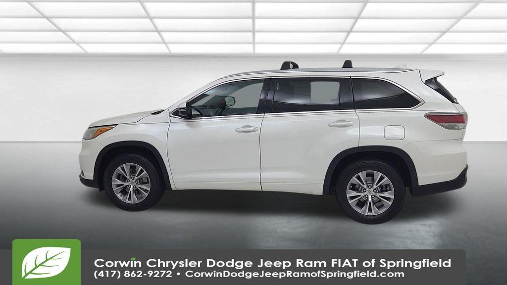 used 2015 Toyota Highlander car, priced at $14,350