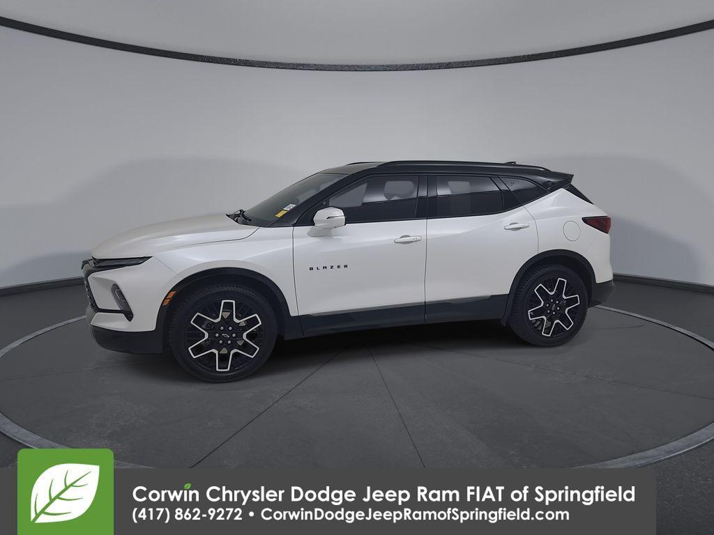 used 2024 Chevrolet Blazer car, priced at $30,250