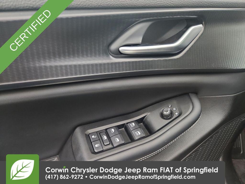 used 2023 Jeep Grand Cherokee car, priced at $29,649