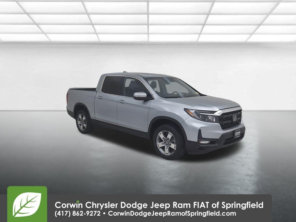 used 2025 Honda Ridgeline car, priced at $35,499