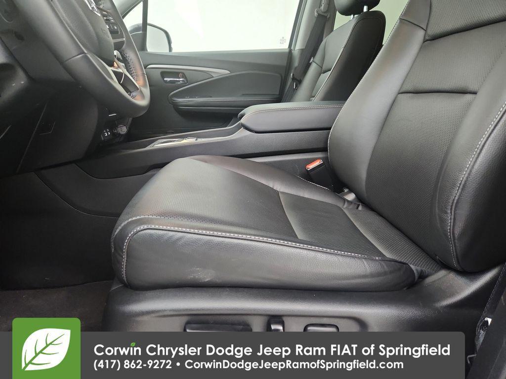 used 2025 Honda Ridgeline car, priced at $35,499