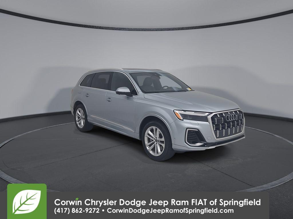 used 2025 Audi Q7 car, priced at $42,800