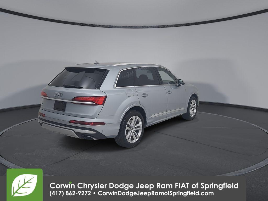 used 2025 Audi Q7 car, priced at $42,800