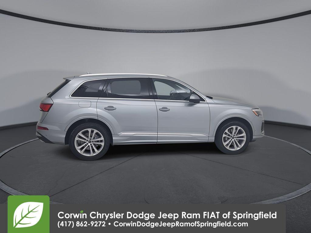 used 2025 Audi Q7 car, priced at $42,800