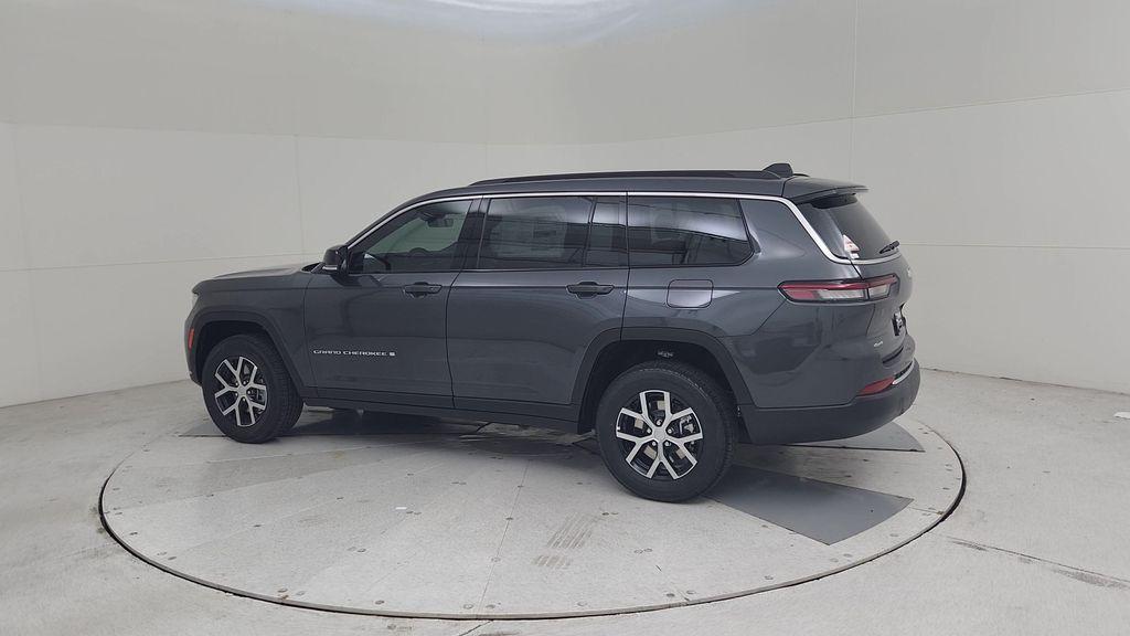 new 2025 Jeep Grand Cherokee L car, priced at $43,172