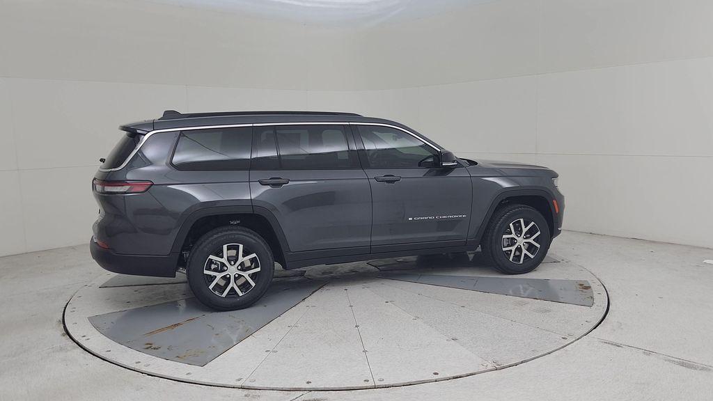 new 2025 Jeep Grand Cherokee L car, priced at $43,172