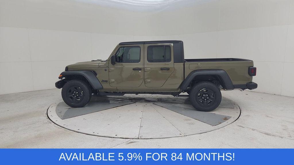 new 2026 Jeep Gladiator car, priced at $40,718
