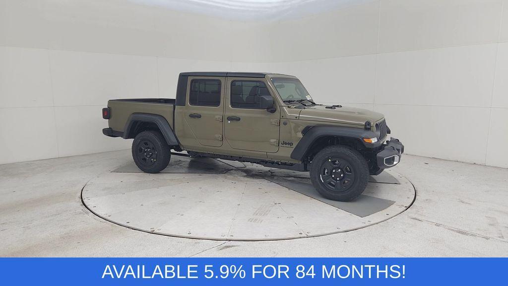 new 2026 Jeep Gladiator car, priced at $40,718