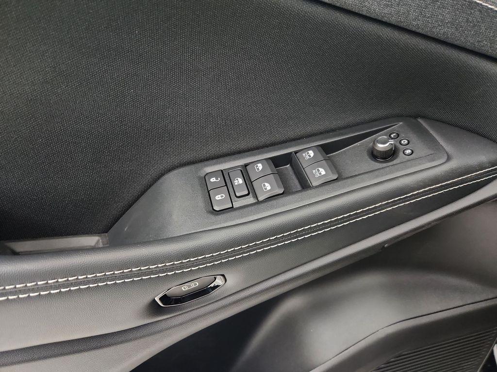 new 2026 Jeep Cherokee car, priced at $39,152