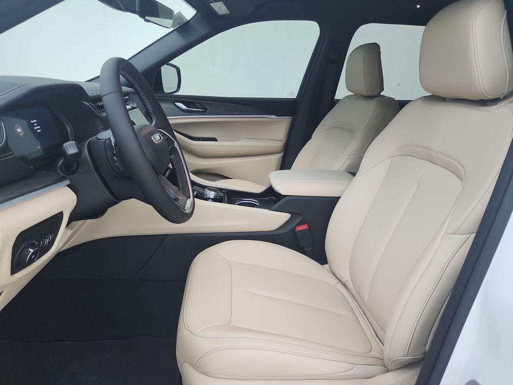 new 2025 Jeep Grand Cherokee L car, priced at $45,782